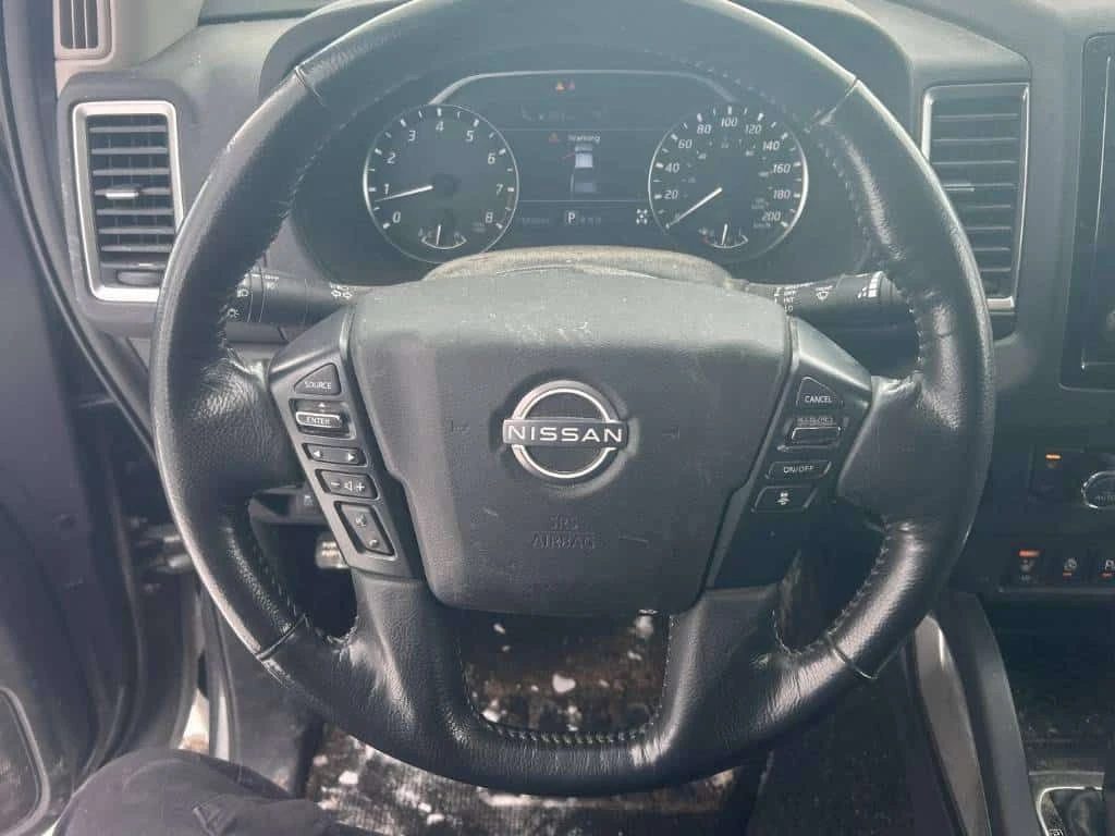 Nissan Frontier Crew Cab 4x4 S * Подгреви * Keyless * Carfax - изображение 8