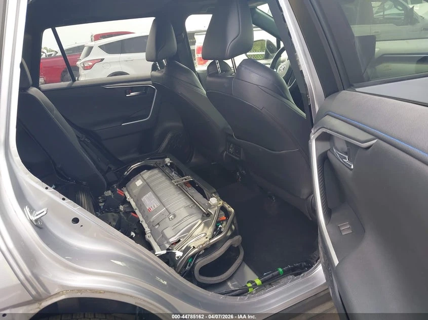 Toyota Rav4 2.5l Hybrid Xse, снимка 8 - Автомобили и джипове - 54221553