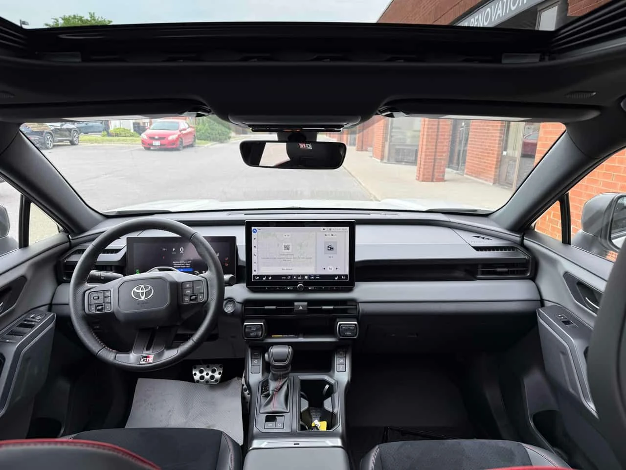 Toyota Rav4 Plug-In Hybrid GR Sport AWD ЧИСТО НОВ, снимка 9 - Автомобили и джипове - 54996550