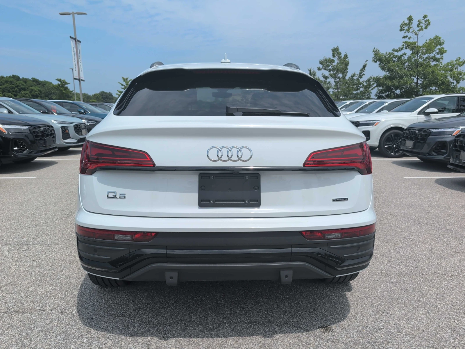 Audi Q5 Progressiv/S Line Black/Keyless/ПАНОРАМА/CARFAX, снимка 5 - Автомобили и джипове - 55202008