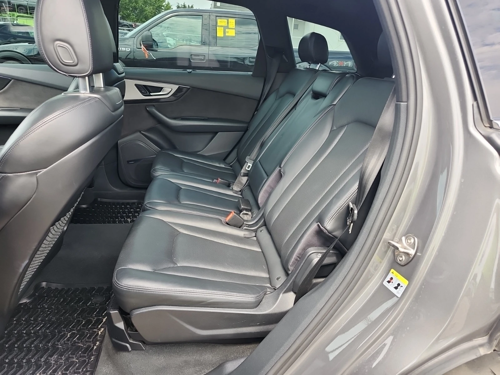 Audi Q7 3.0T TECHNIK, ПРОГНОЗНА ЦЕНА до БГ, снимка 12 - Автомобили и джипове - 55613133