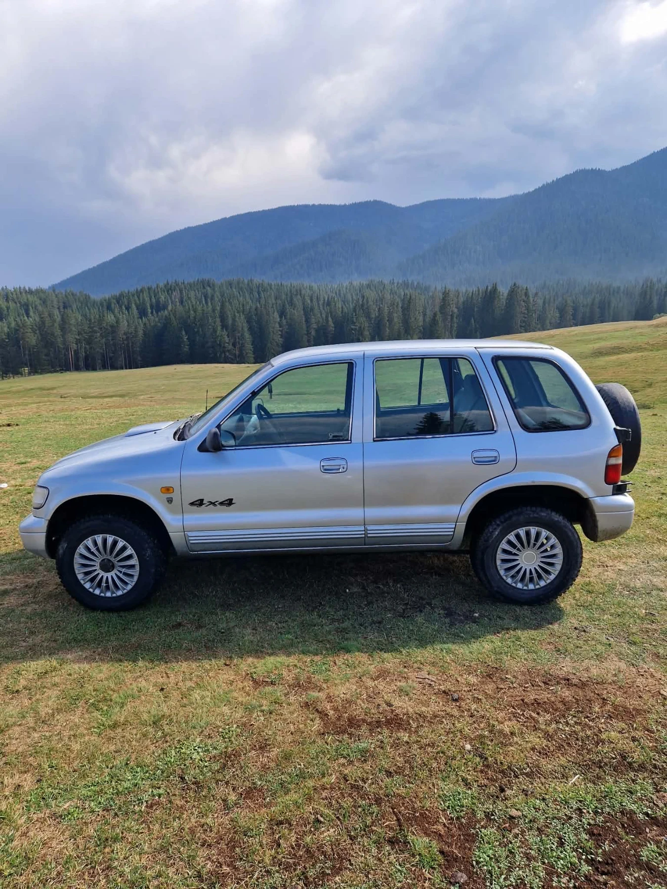 Kia Sportage, снимка 4 - Автомобили и джипове - 56520557