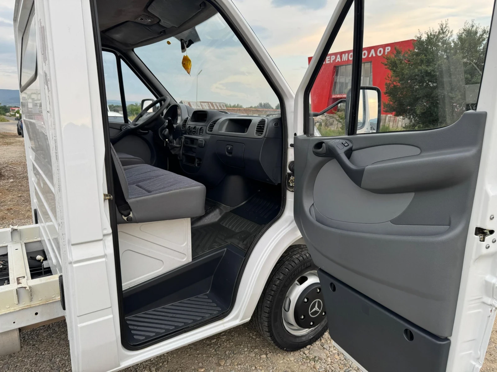 Mercedes-Benz Sprinter 416 2.7CDI 160HP ДО 3500 Б КАТЕГОРИА ЛИЗИНГ.. - изображение 6