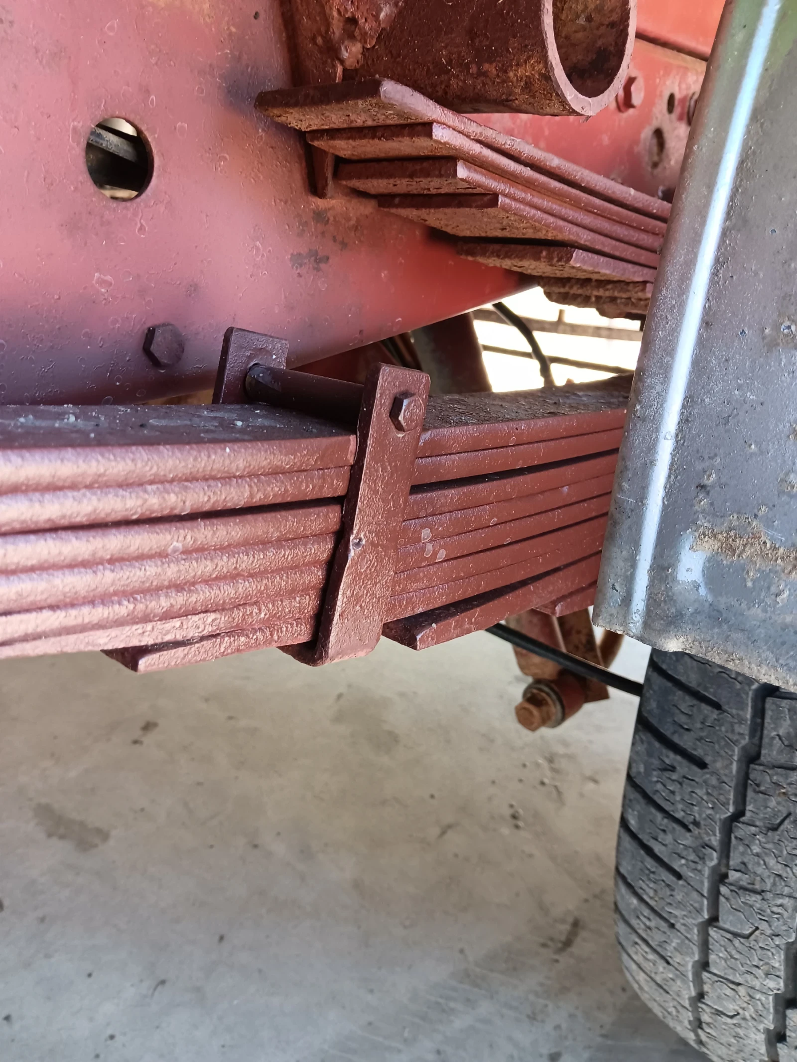 Iveco 35-8 Тристранен самосвал , снимка 5 - Бусове и автобуси - 54316474