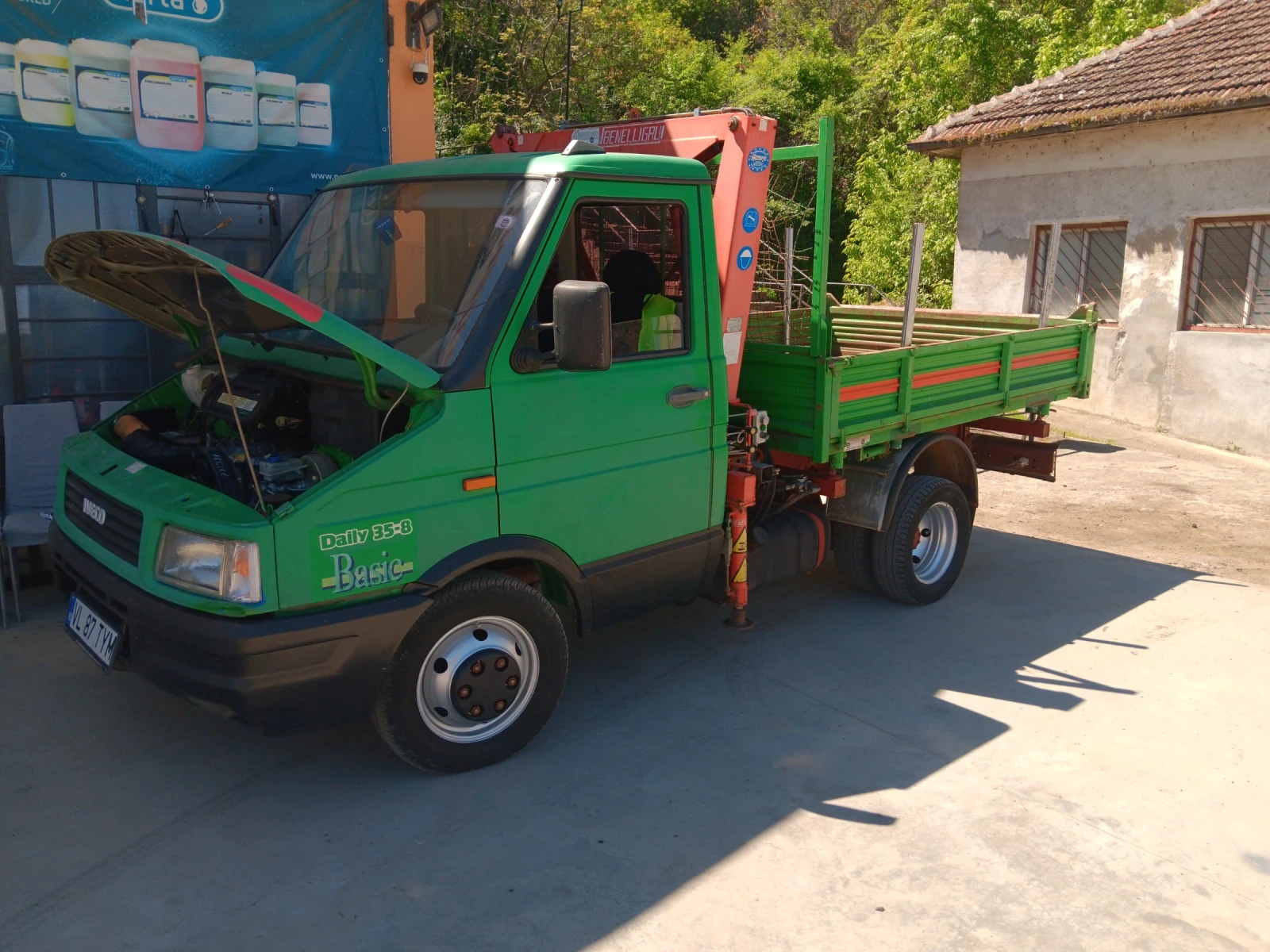 Iveco 35-8 Тристранен самосвал , снимка 3 - Бусове и автобуси - 54316474