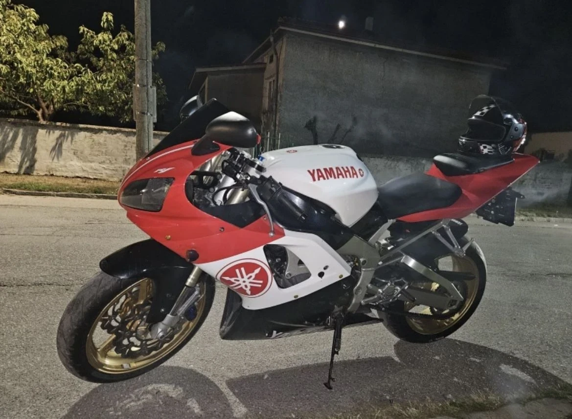 Yamaha YZF-R1 1000