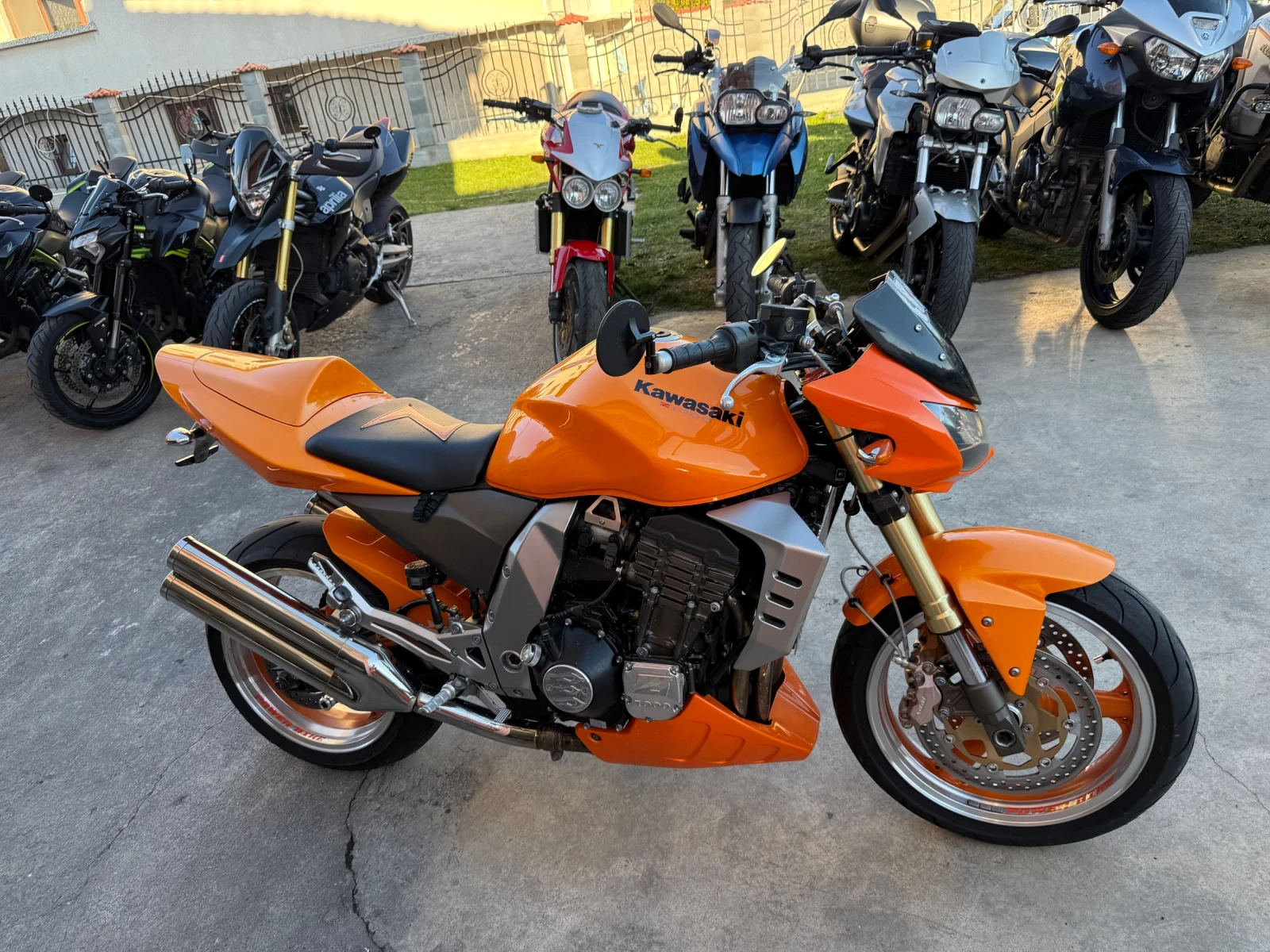 Kawasaki Z 1000, снимка 3 - Мотоциклети и мототехника - 56662558