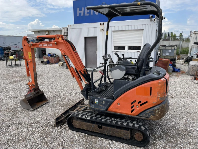 Багер Hitachi ZX 18 - 3, снимка 7 - Индустриална техника - 47008028