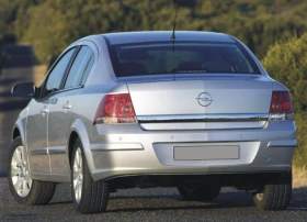 ЧАСТИ Опел АСТРА Х 2005-2010г. Opel Astra H бензин 1800куб, 103kW, 84kс, 16V Есотес, седан с 4 врати, снимка 2
