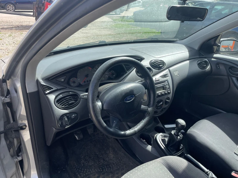 Ford Focus 1.8tdci, снимка 12 - Автомобили и джипове - 45089965