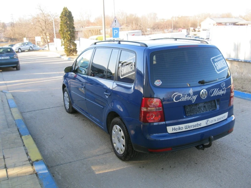 VW Touran Trendline, снимка 5 - Автомобили и джипове - 44084066