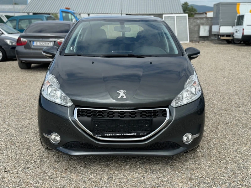 Peugeot 208 1.6d 95hp NAVI , снимка 2 - Автомобили и джипове - 45786127