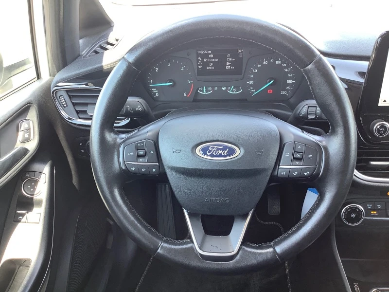 Ford Fiesta 1.5 TDCI, снимка 11 - Автомобили и джипове - 46591081