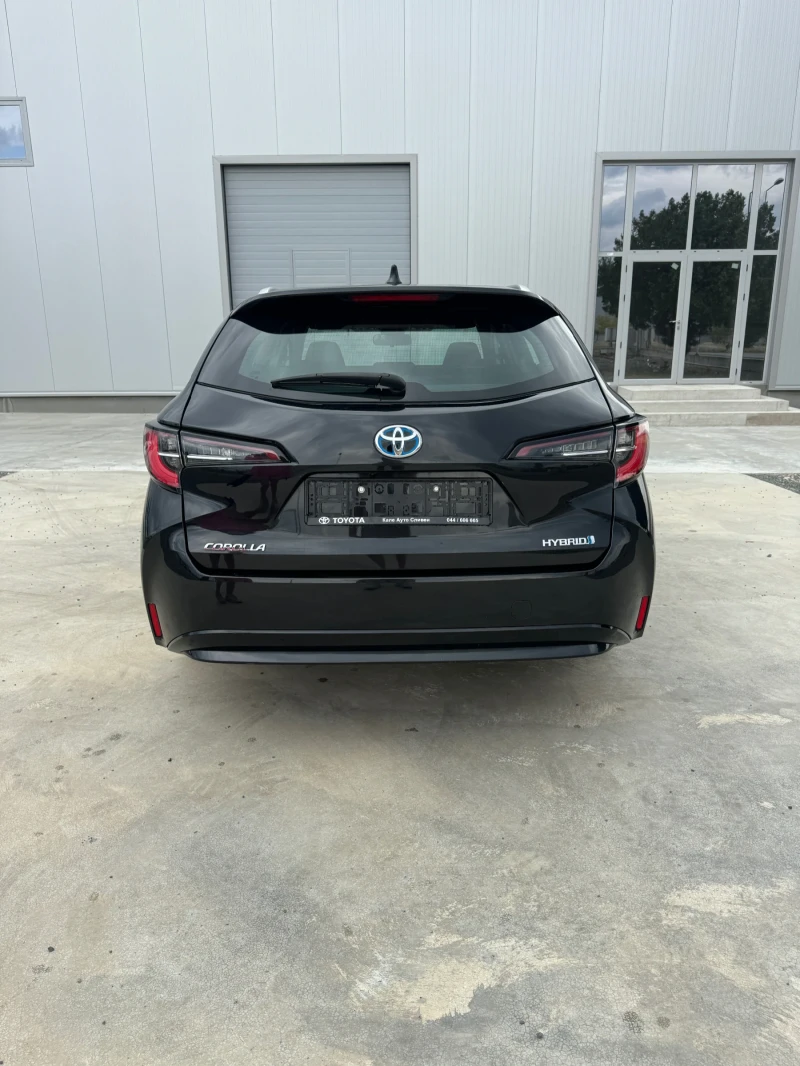 Toyota Corolla Hybrid, снимка 4 - Автомобили и джипове - 47066096