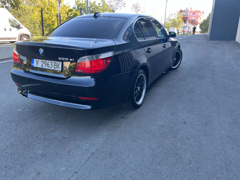 BMW 525 Xi, снимка 4 - Автомобили и джипове - 47389061