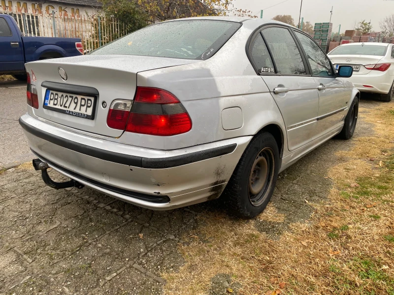 BMW 320, снимка 4 - Автомобили и джипове - 48018522