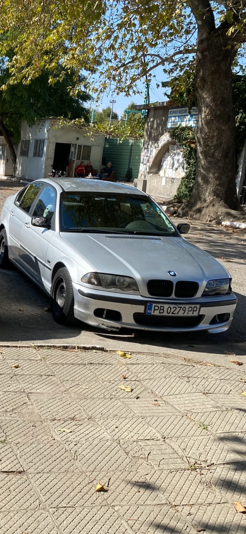 BMW 320, снимка 1 - Автомобили и джипове - 48018522