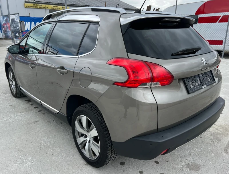 Peugeot 2008 1.6EHDI Автоматик//Нави//Allure, снимка 3 - Автомобили и джипове - 50545628