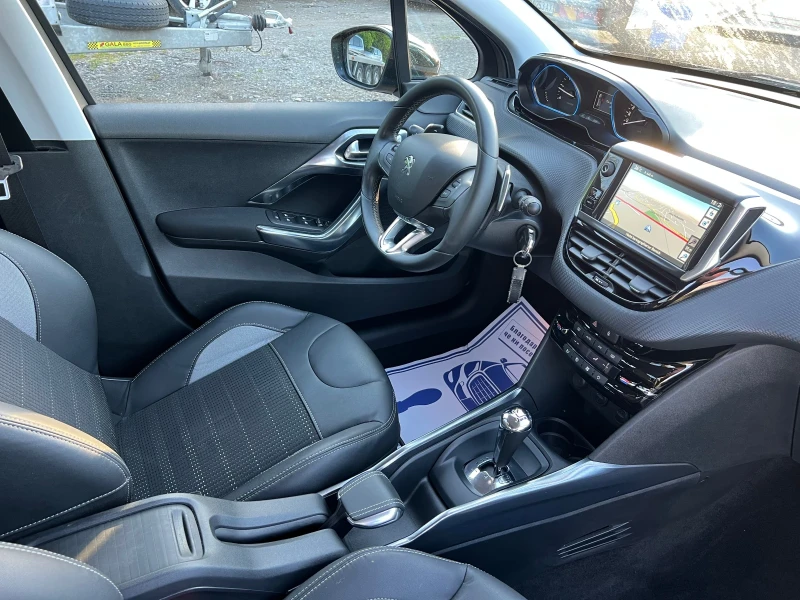 Peugeot 2008 1.6EHDI Автоматик//Нави//Allure, снимка 12 - Автомобили и джипове - 50545628
