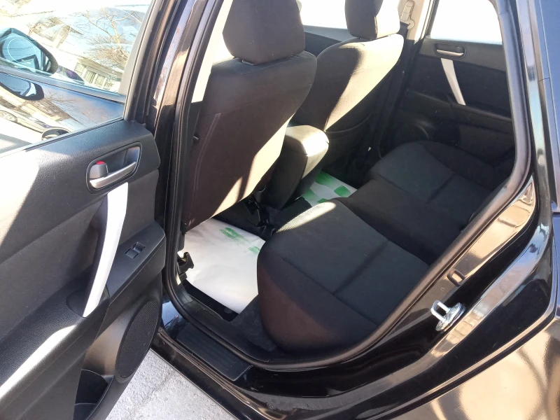 Mazda 3 2.0I AUTOMATIC, снимка 16 - Автомобили и джипове - 50557652