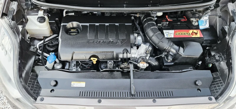 Hyundai Ix20 171000км* 2011г* С ВЕРИГА * , снимка 11 - Автомобили и джипове - 52914885