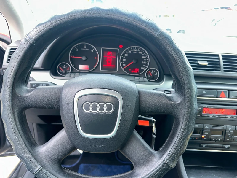 Audi A4 2, 0 TDI-140 k.s., снимка 10 - Автомобили и джипове - 53498499