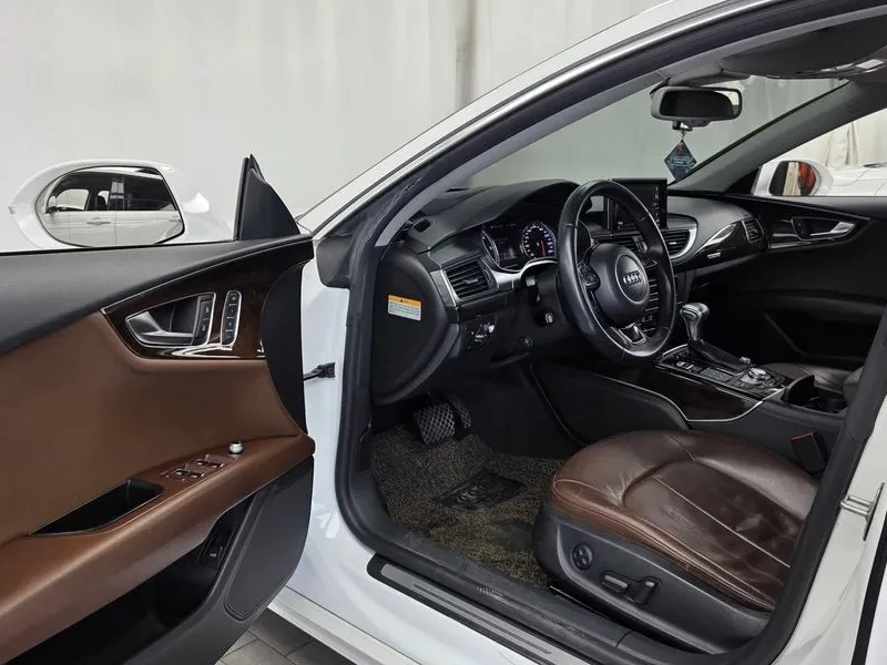 Audi A7 3.0 TDI Quattro - САМО 30% АВАНС, снимка 10 - Автомобили и джипове - 55664833