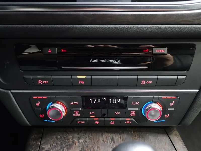 Audi A6 2.0 TFSI Quattro - САМО 30% АВАНС, снимка 17 - Автомобили и джипове - 56293597
