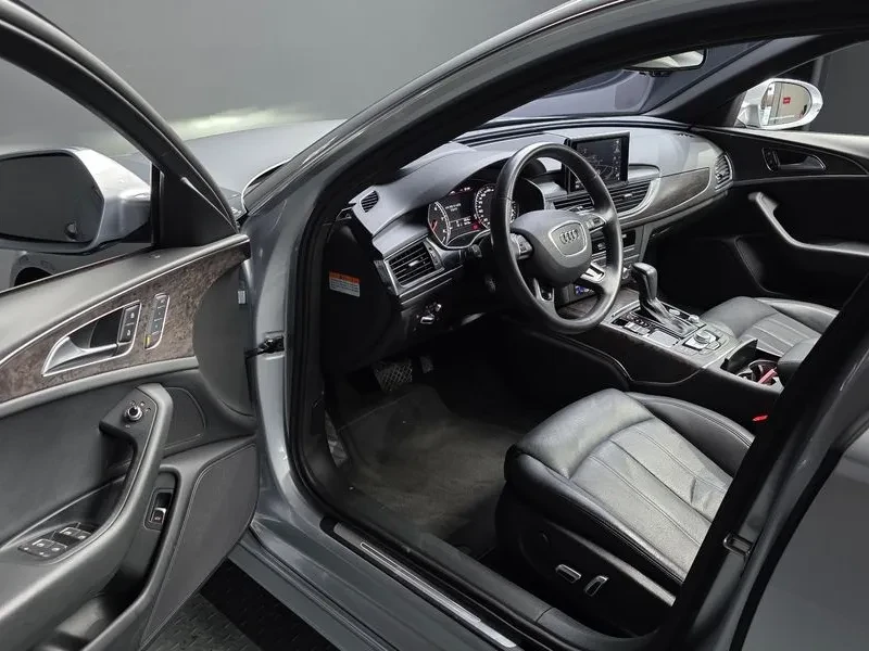 Audi A6 2.0 TFSI Quattro - САМО 30% АВАНС, снимка 10 - Автомобили и джипове - 56293597