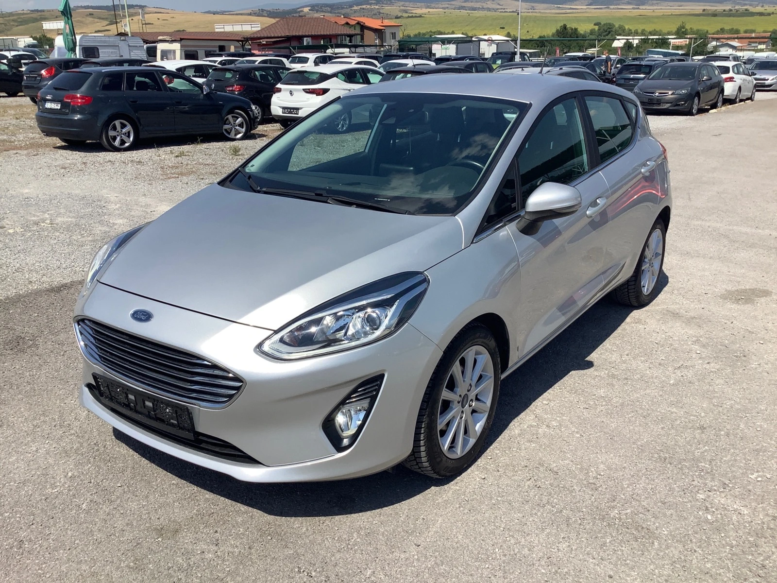 Ford Fiesta 1.5 TDCI - изображение 3