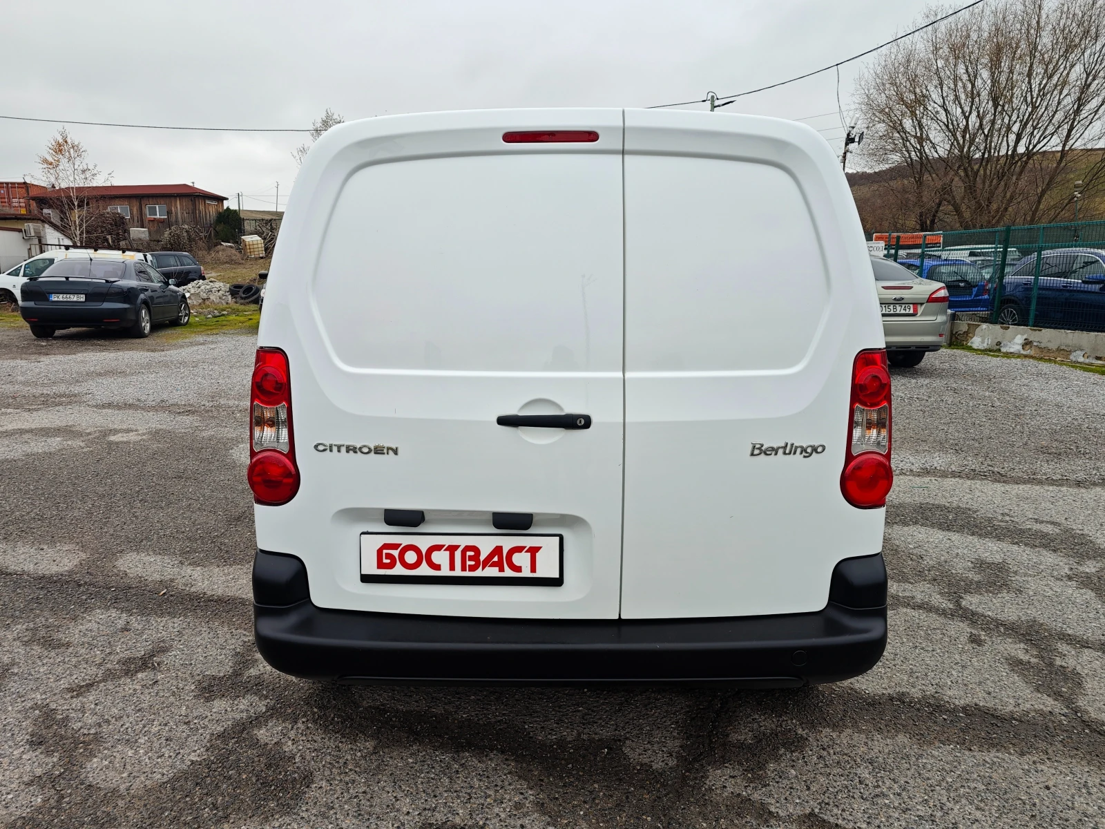 Citroen Berlingo 1, 6 HDi  - изображение 4