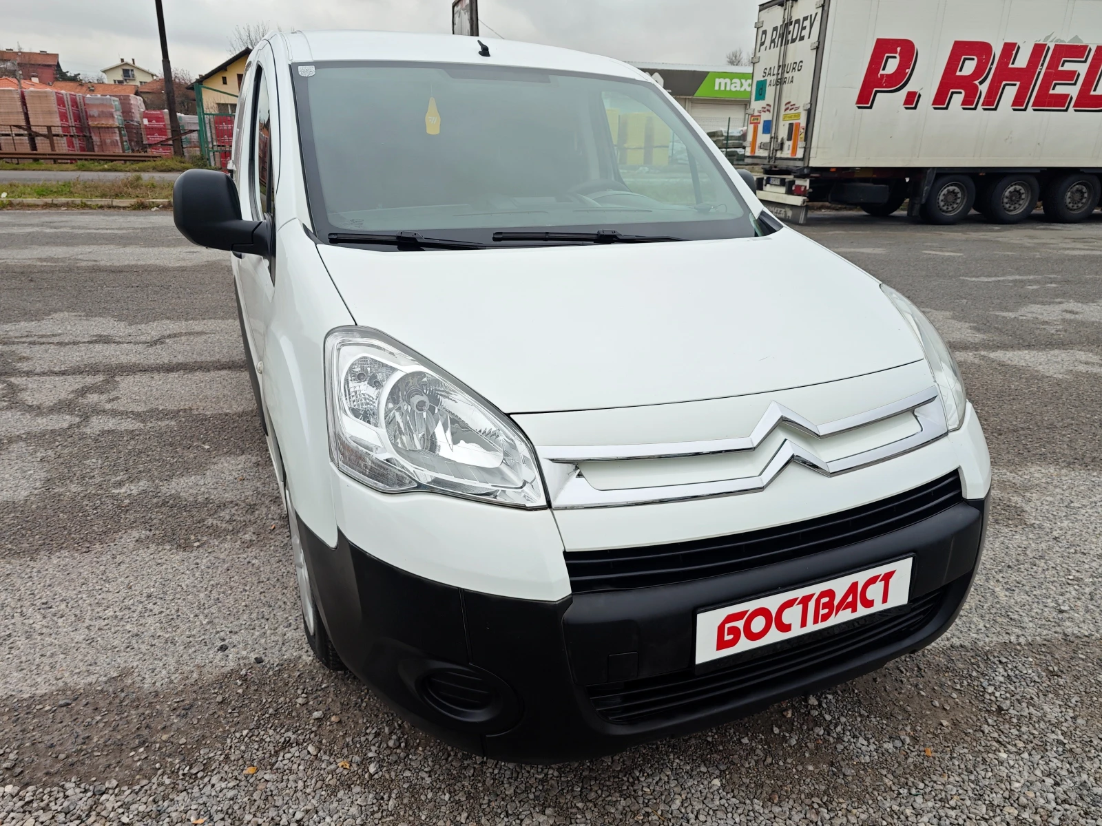 Citroen Berlingo 1, 6 HDi  - изображение 7