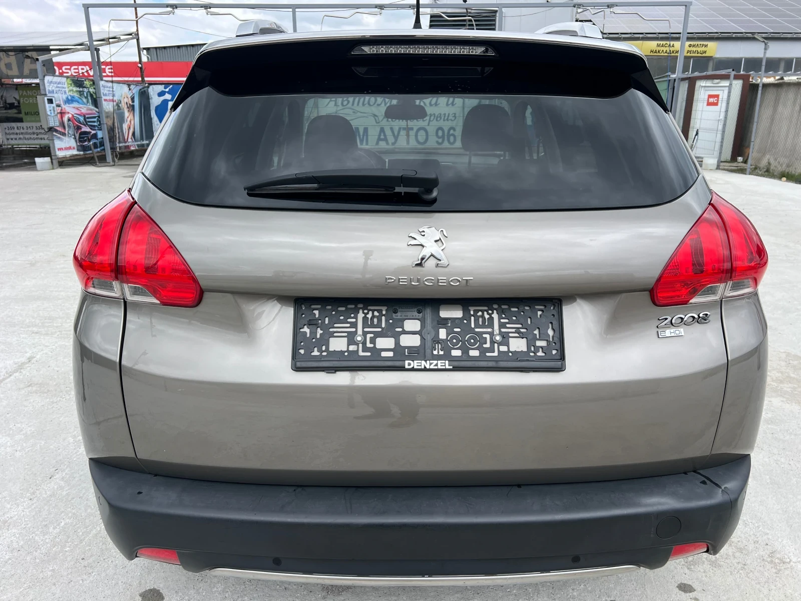 Peugeot 2008 1.6EHDI Автоматик//Нави  - изображение 8