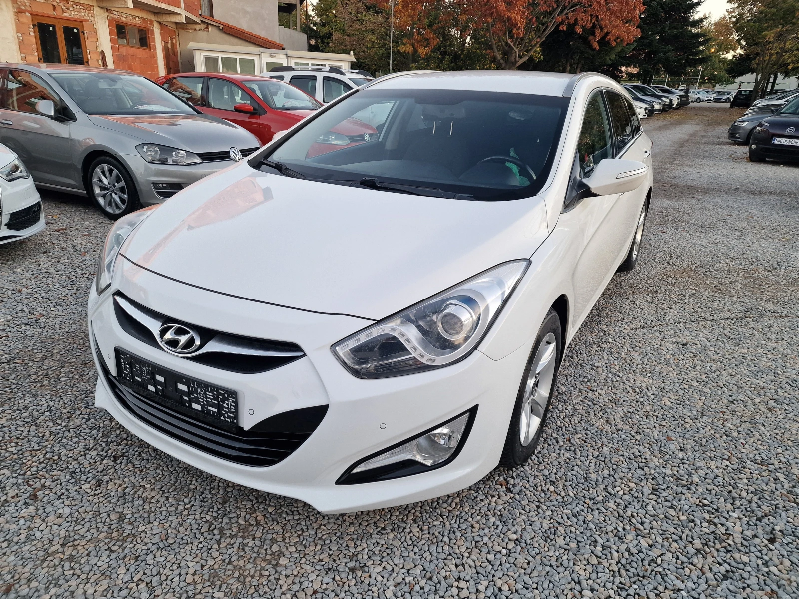 Hyundai I40 1.7CRDI-136k.s-AUTOMATIC-KEYLESS -LED-NAVI-EURO 5 | Mobile.bg   1