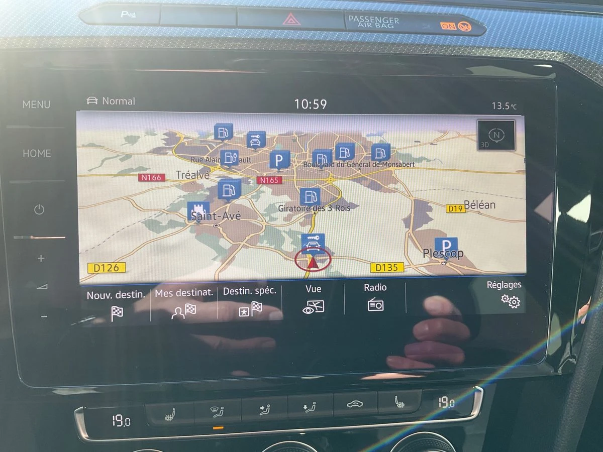 VW Arteon Volkswagen Arteon 2.0 TDI R-Line *   | Mobile.bg   12