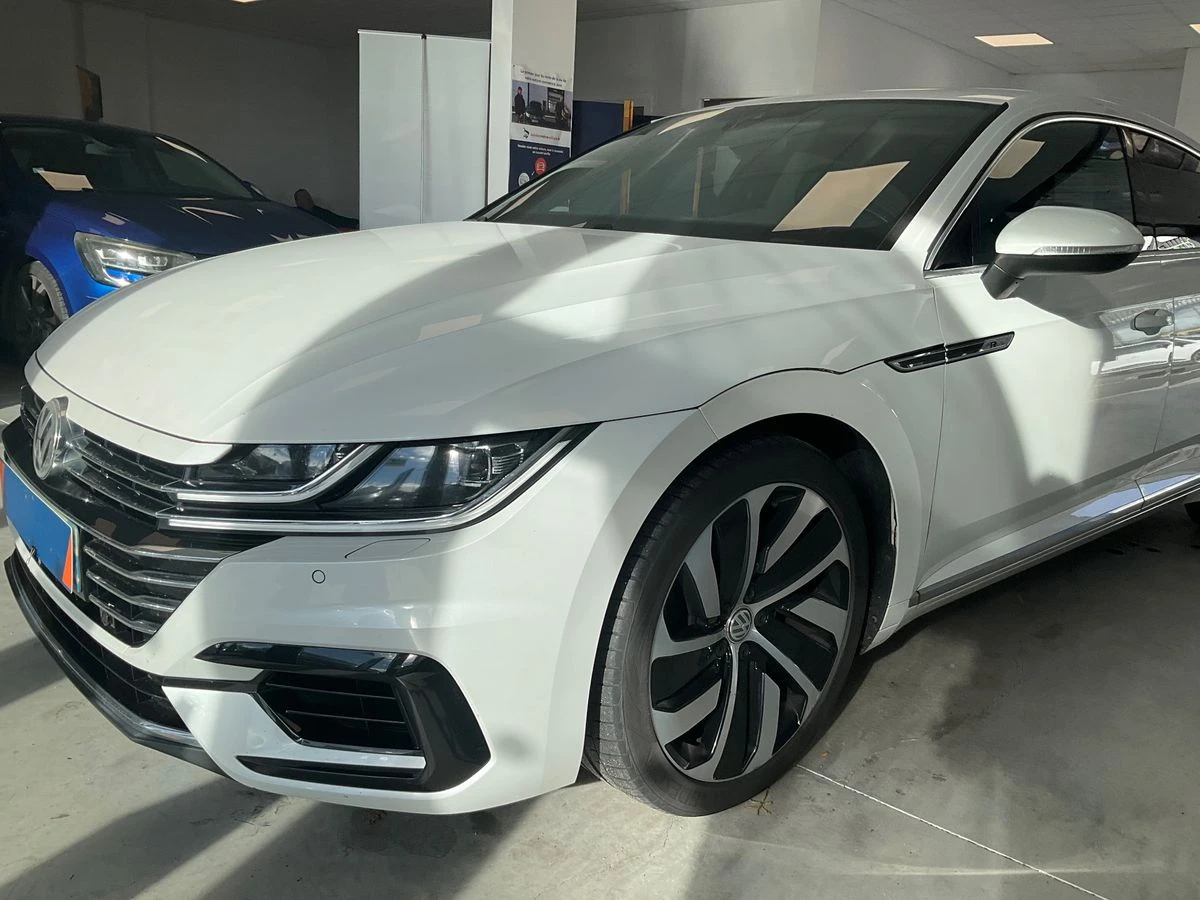 VW Arteon Volkswagen Arteon 2.0 TDI R-Line *   | Mobile.bg   2