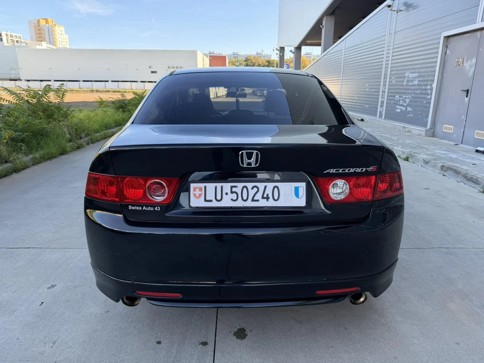 Honda Accord 2.4i Swiss - изображение 7