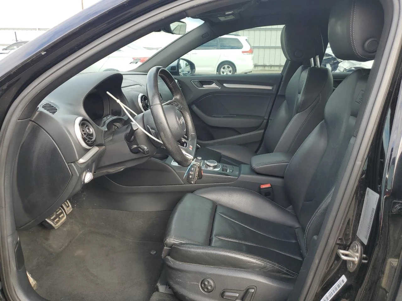 Audi S3 PREMIUM PLUS - изображение 8