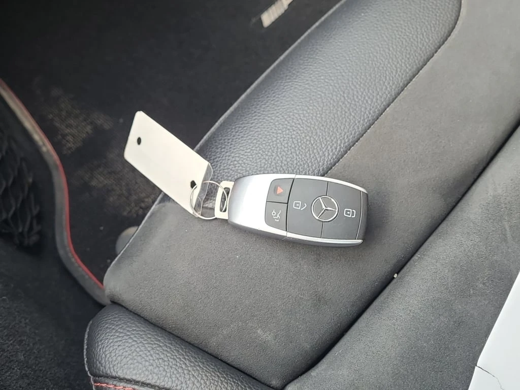 Mercedes-Benz C 43 AMG * CARFAX * БЕЗ ПЪРВОНАЧАЛНА ВНОСКА - изображение 8