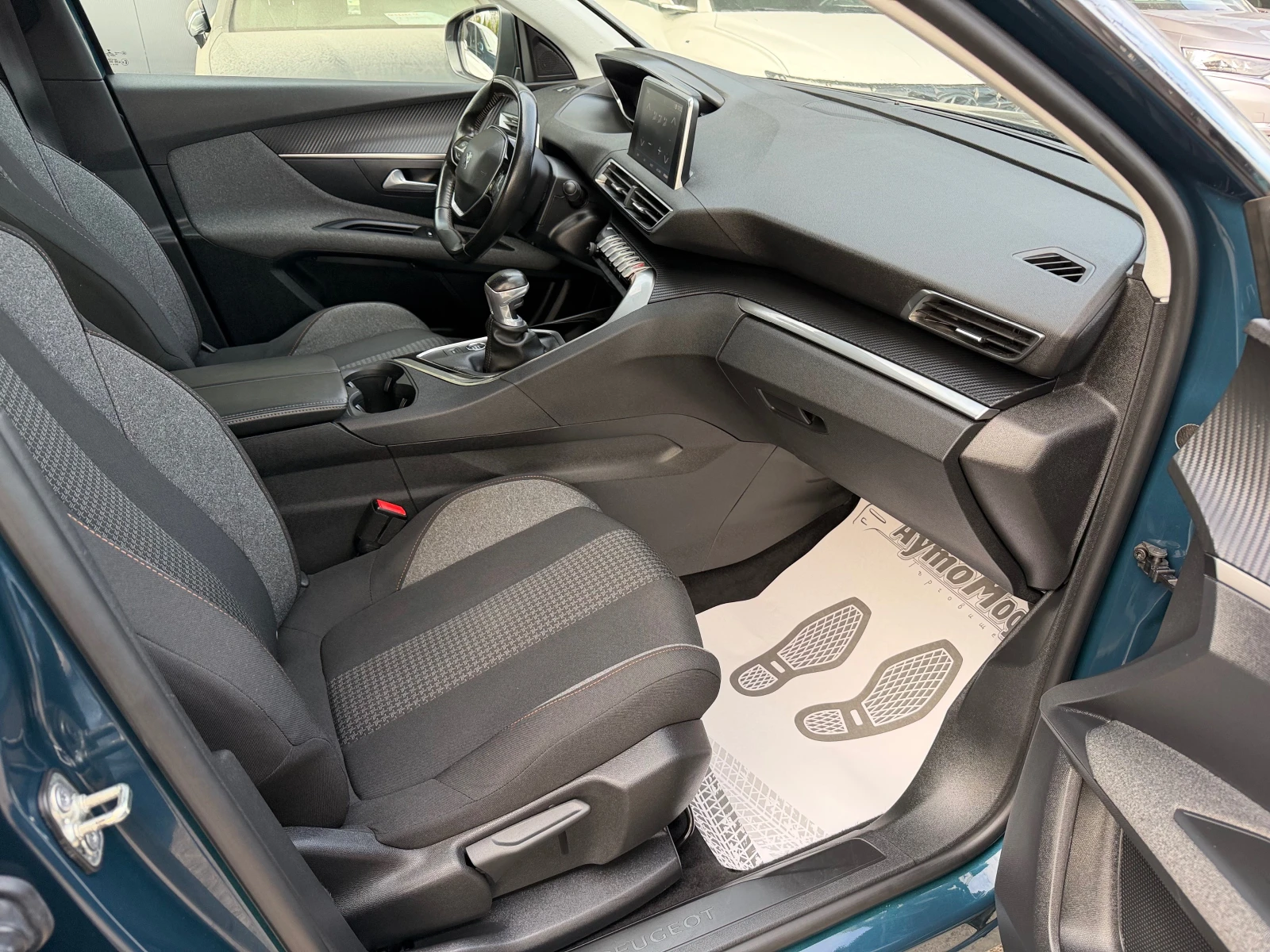 Peugeot 3008 1.5 LED NAVI - изображение 9