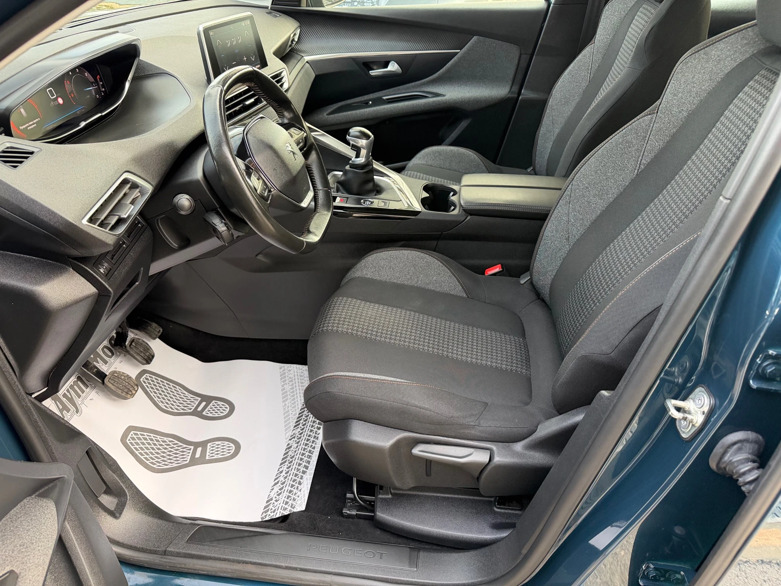 Peugeot 3008 1.5 LED NAVI - изображение 8