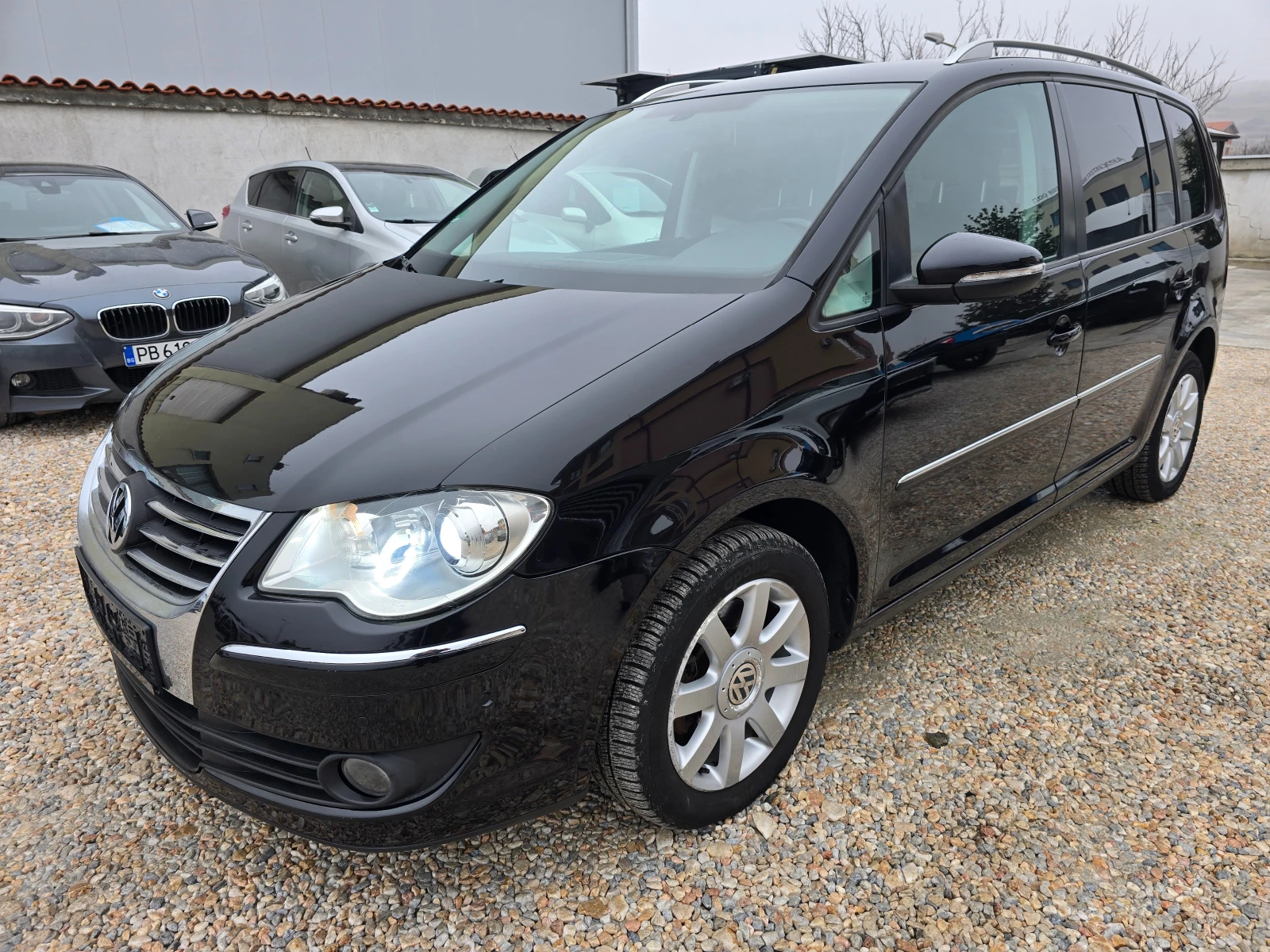 VW Touran 2.0TDI HIGHLINE FULL | Mobile.bg � ����������� 1