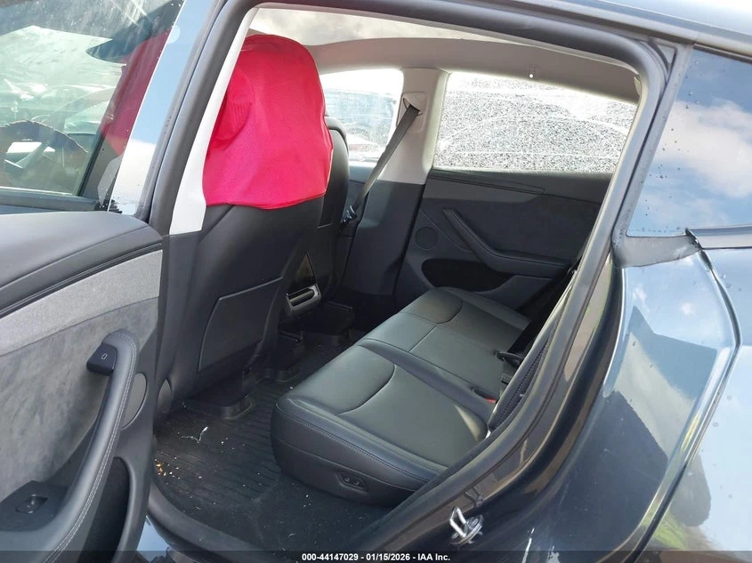 Tesla Model Y LONG RANGE DUAL MOTOR ALL-WHEEL DRIVE/LONG RANGE L, снимка 8 - Автомобили и джипове - 53806222