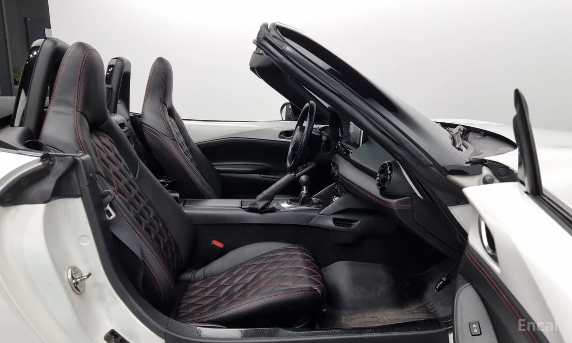 Mazda Mx-5 * КОЖА* РЪЧКА* ТОП* , снимка 10 - Автомобили и джипове - 53911575