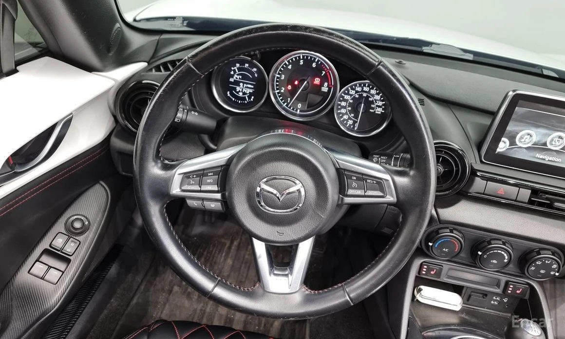 Mazda Mx-5 * КОЖА* РЪЧКА* ТОП* , снимка 11 - Автомобили и джипове - 53911575