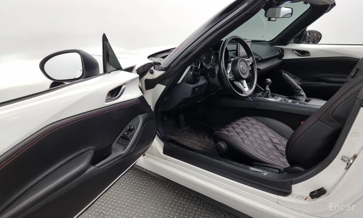 Mazda Mx-5 * КОЖА* РЪЧКА* ТОП* , снимка 9 - Автомобили и джипове - 53911575