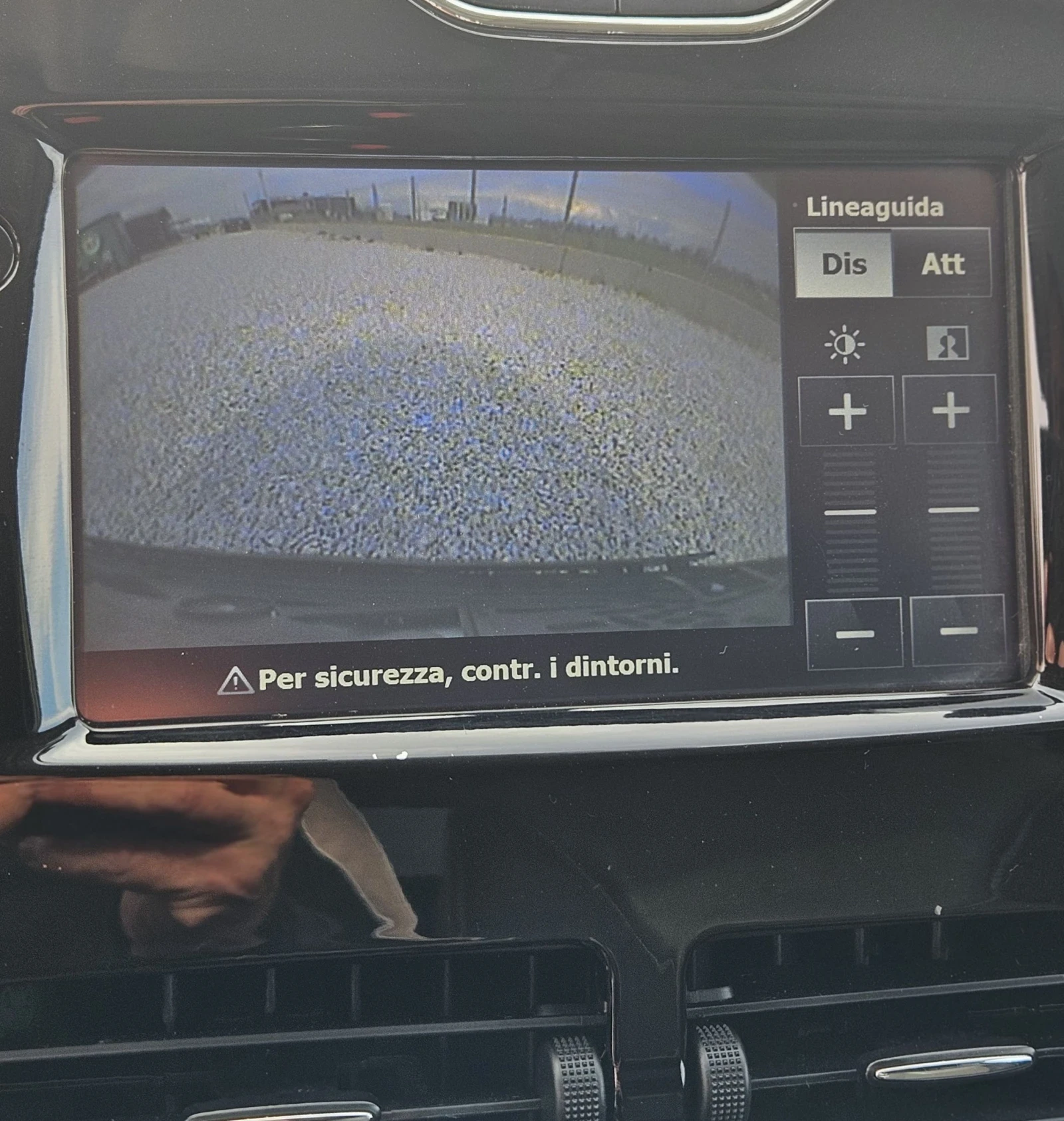 Renault Clio Shorter 1.5dci Costume National, снимка 11 - Автомобили и джипове - 53959563