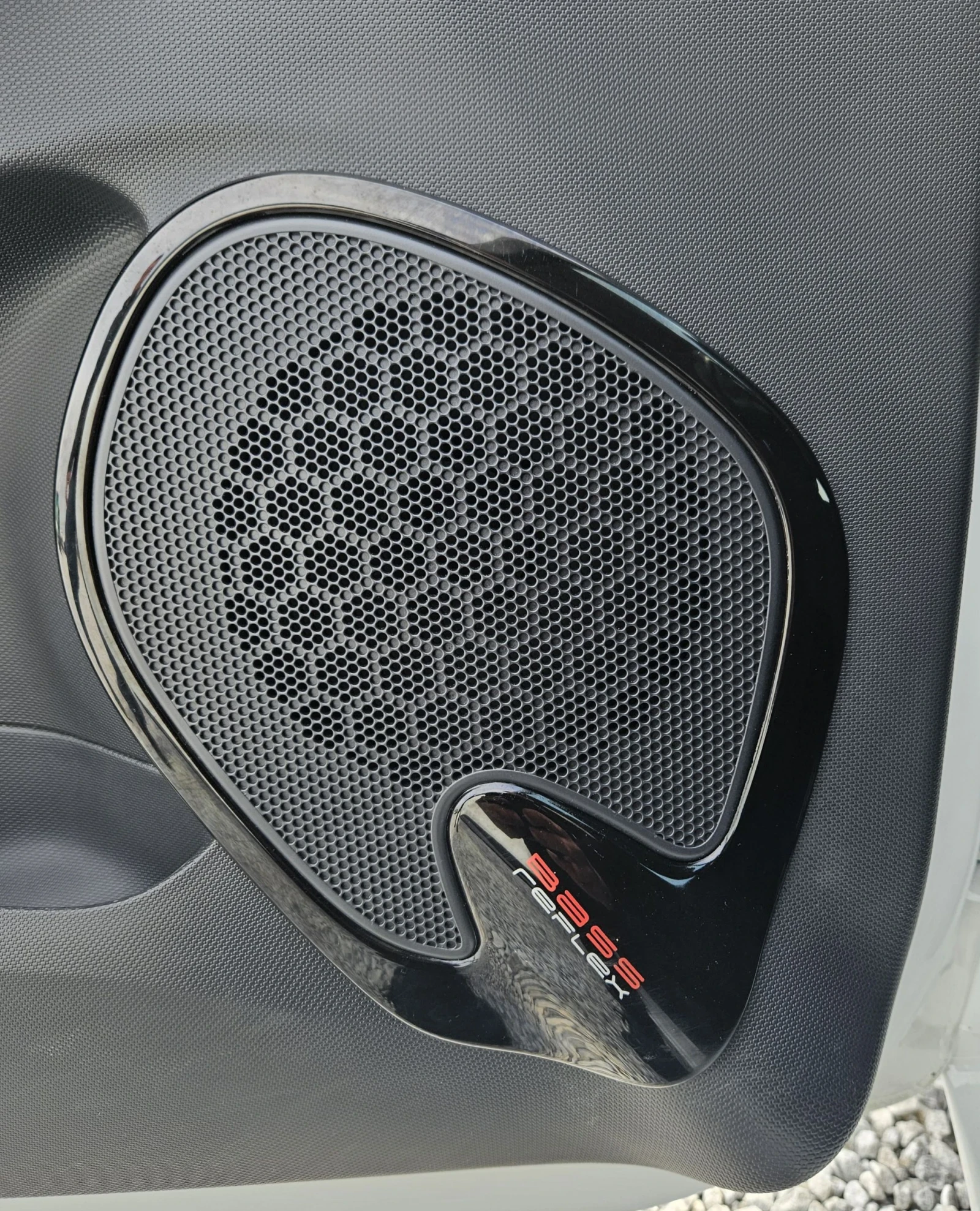 Renault Clio Shorter 1.5dci Costume National, снимка 12 - Автомобили и джипове - 53959563