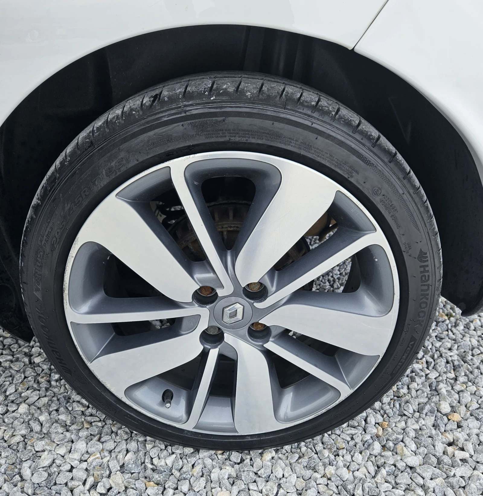 Renault Clio Shorter 1.5dci Costume National, снимка 13 - Автомобили и джипове - 53959563