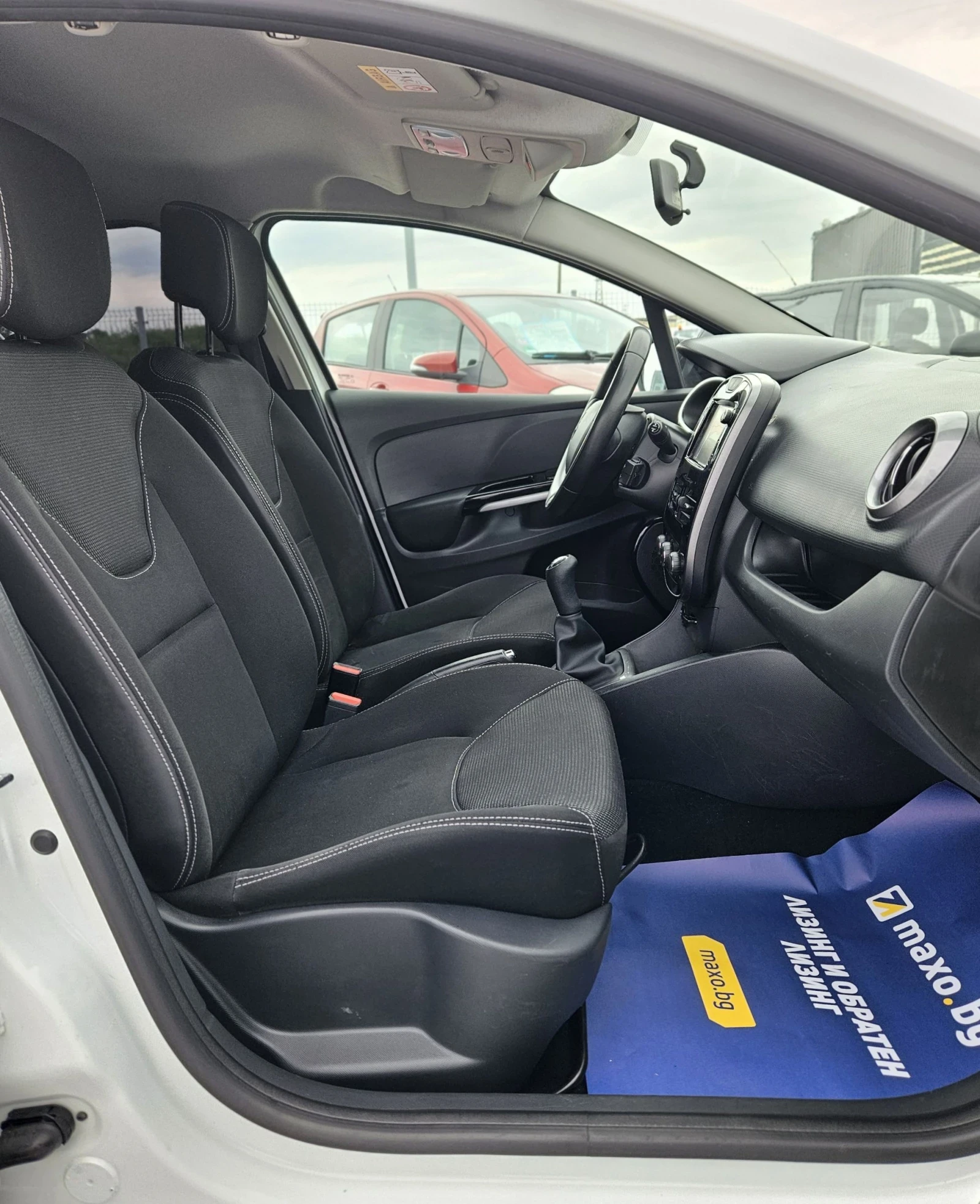 Renault Clio Shorter 1.5dci Costume National ������ | Mobile.bg � ����������� 10